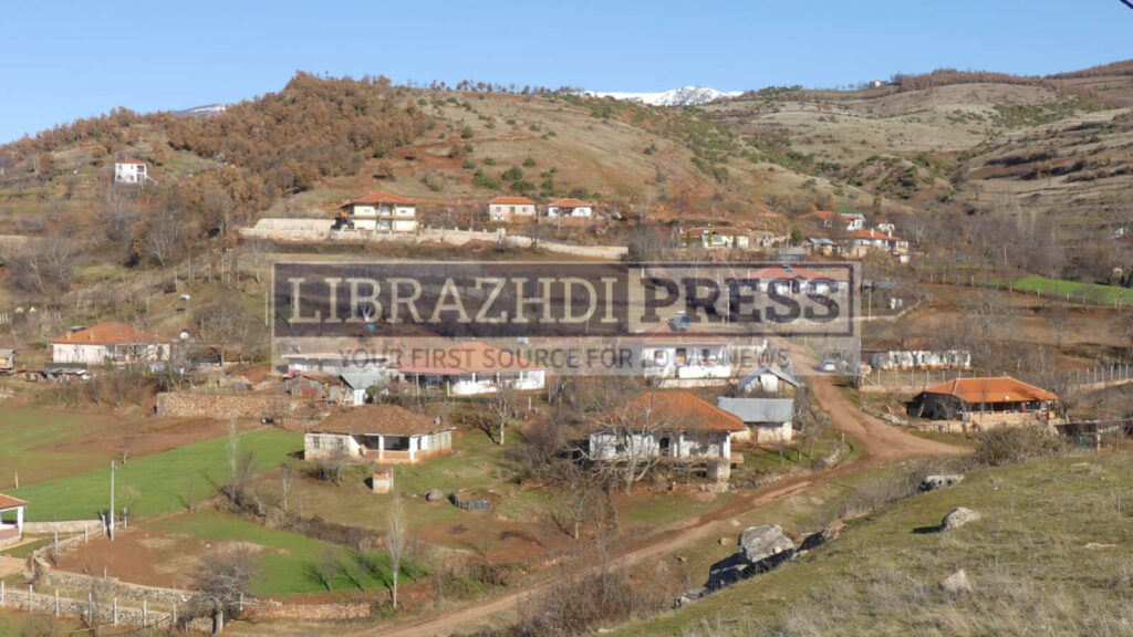 Librazhdi Press fshati